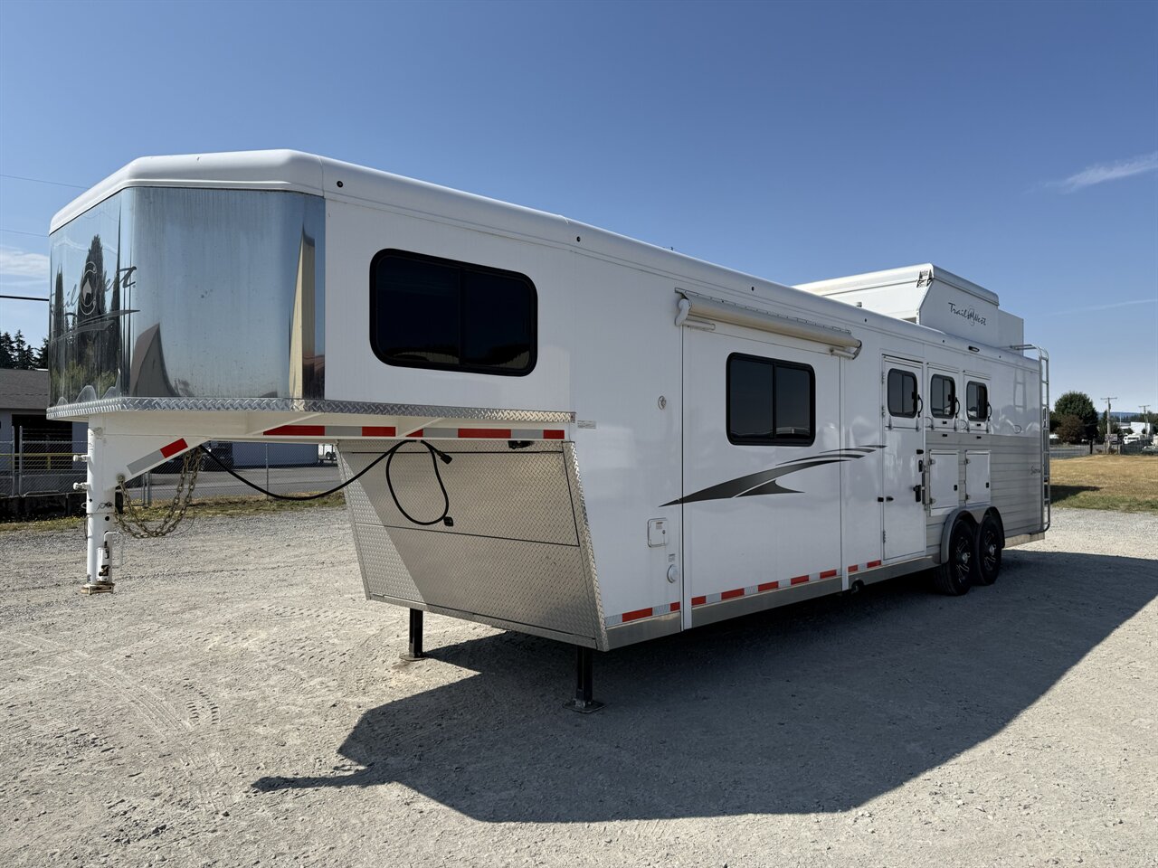 Trailer Photo 20