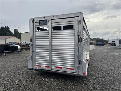 2024 Frontier 28' Stock Gooseneck w/3 gates   - Photo 4 - Olympia, WA 98501