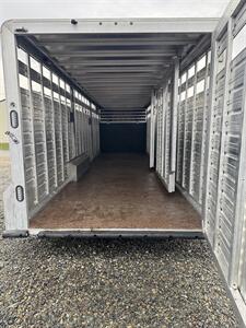 2024 Frontier 28' Stock Gooseneck w/3 gates   - Photo 5 - Olympia, WA 98501