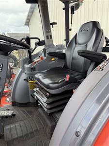 2021 Kubota L4060 Hydrostatic Cab Tractor   - Photo 6 - Olympia, WA 98501