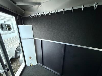 2025 LOGAN COACH Bullseye 2-Horse Bumper Pull   - Photo 4 - Olympia, WA 98501