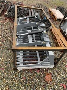 2024 Agri Ease Grapple Bucket Skid Steer   - Photo 3 - Olympia, WA 98501