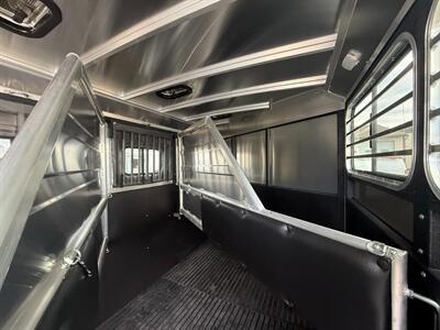 2026 Logan Coach Bullseye 3-Horse GN XL Dual Man Doors - Photo 9 - Olympia, WA 98501