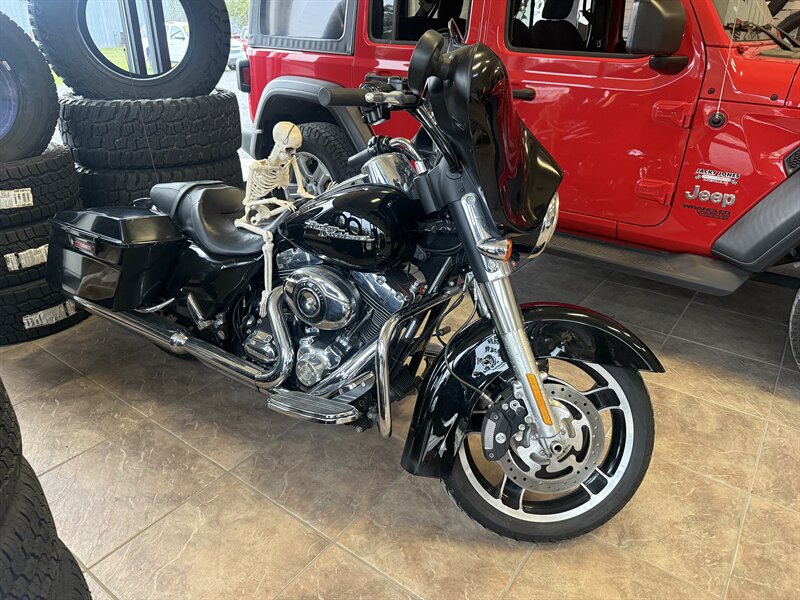 2010 Harley-Davidson Touring Street Glide - Photo 1 - Ahoskie, NC 27910