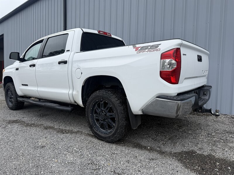 2015 Toyota Tundra SR5 - Photo 2 - Ahoskie, NC 27910