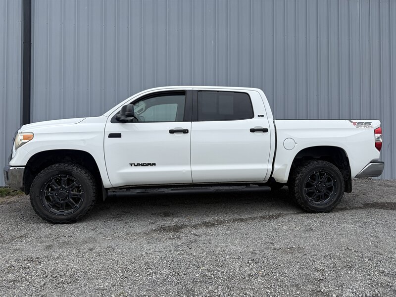 2015 Toyota Tundra SR5 - Photo 1 - Ahoskie, NC 27910