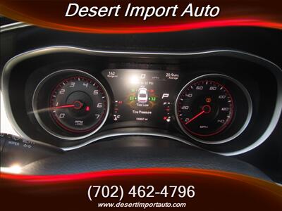 2015 Dodge Charger SXT   - Photo 13 - Las Vegas, NV 89146