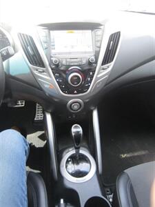2016 Hyundai VELOSTER   - Photo 22 - Las Vegas, NV 89146