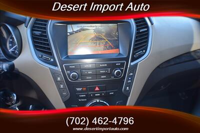 2017 Hyundai Santa Fe SE   - Photo 20 - Las Vegas, NV 89146