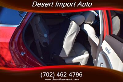 2017 Hyundai Santa Fe SE   - Photo 31 - Las Vegas, NV 89146
