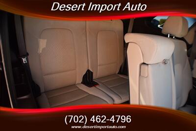 2017 Hyundai Santa Fe SE   - Photo 30 - Las Vegas, NV 89146