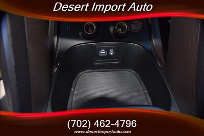 2017 Hyundai Santa Fe SE   - Photo 24 - Las Vegas, NV 89146