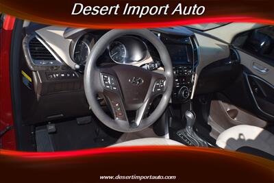 2017 Hyundai Santa Fe SE   - Photo 11 - Las Vegas, NV 89146