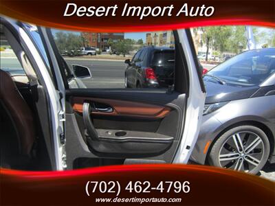 2017 Chevrolet Traverse LT   - Photo 37 - Las Vegas, NV 89146