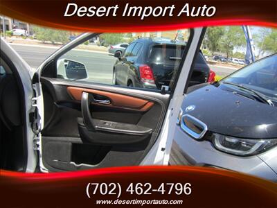 2017 Chevrolet Traverse LT   - Photo 33 - Las Vegas, NV 89146