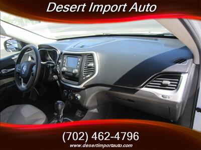 2016 Jeep Cherokee Sport   - Photo 12 - Las Vegas, NV 89146