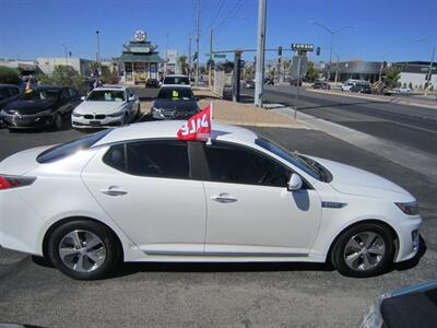 2015 Kia Optima Hybrid   - Photo 4 - Las Vegas, NV 89146