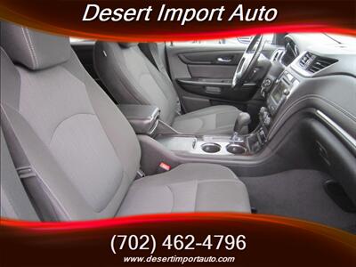 2017 Chevrolet Traverse LT   - Photo 14 - Las Vegas, NV 89146