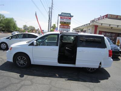 2017 Dodge Grand Caravan SXT   - Photo 9 - Las Vegas, NV 89146