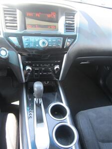 2015 Nissan Pathfinder S - Photo 19 - Las Vegas, NV 89146