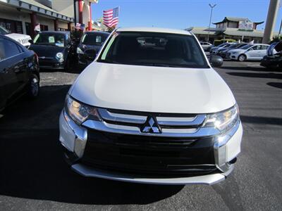 2016 Mitsubishi Outlander SE   - Photo 3 - Las Vegas, NV 89146