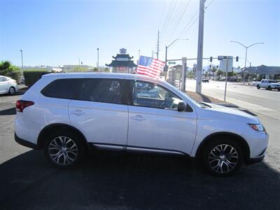 2016 Mitsubishi Outlander SE   - Photo 5 - Las Vegas, NV 89146