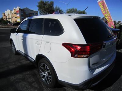 2016 Mitsubishi Outlander SE   - Photo 6 - Las Vegas, NV 89146