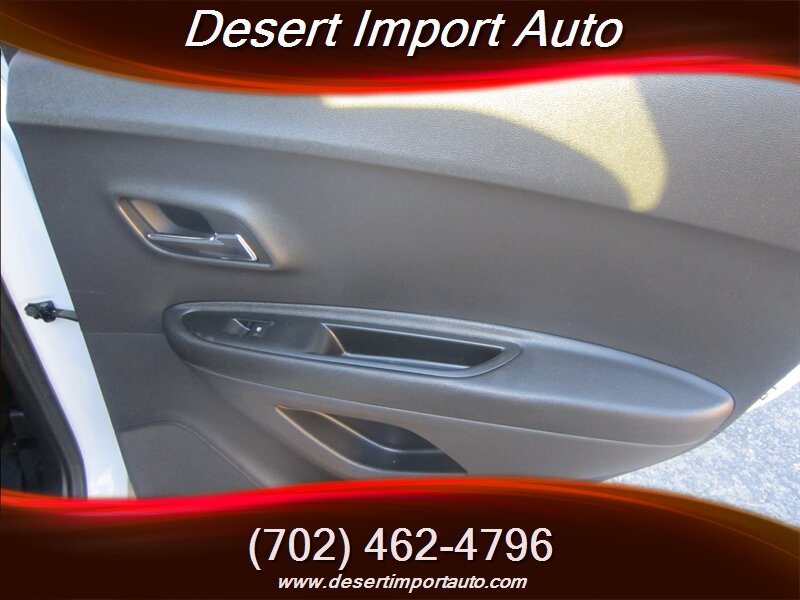 2019 Chevrolet Trax LS - Photo 33 - Las Vegas, NV 89146