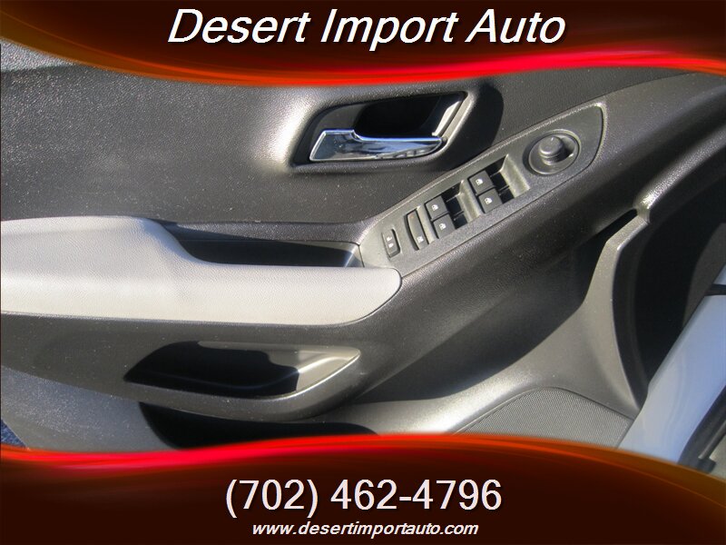 2019 Chevrolet Trax LS - Photo 27 - Las Vegas, NV 89146