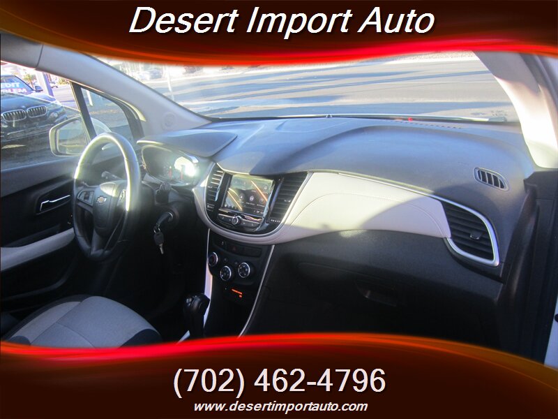 2019 Chevrolet Trax LS - Photo 11 - Las Vegas, NV 89146