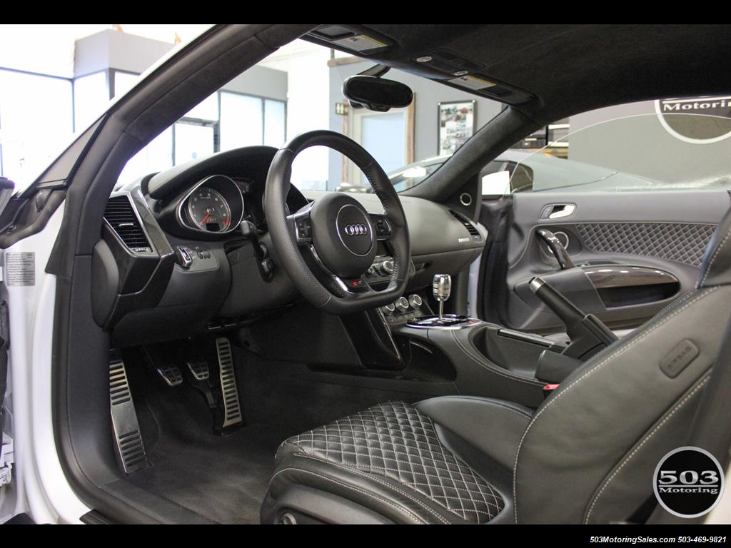 2014 Audi R8 4.2 quattro; Loaded Spec Manual in Suzuka Gray!   - Photo 29 - Beaverton, OR 97005