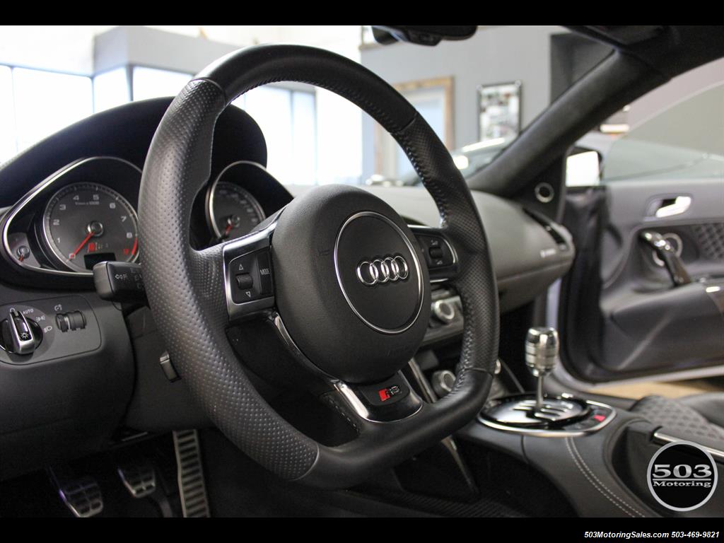 2014 Audi R8 4.2 quattro; Loaded Spec Manual in Suzuka Gray!   - Photo 30 - Beaverton, OR 97005