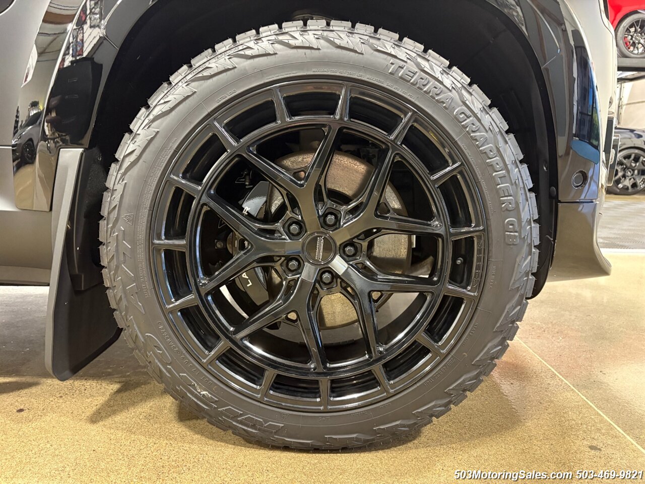 2023 Land Rover Defender 90 V8 URBAN - Photo 59 - Beaverton, OR 97005