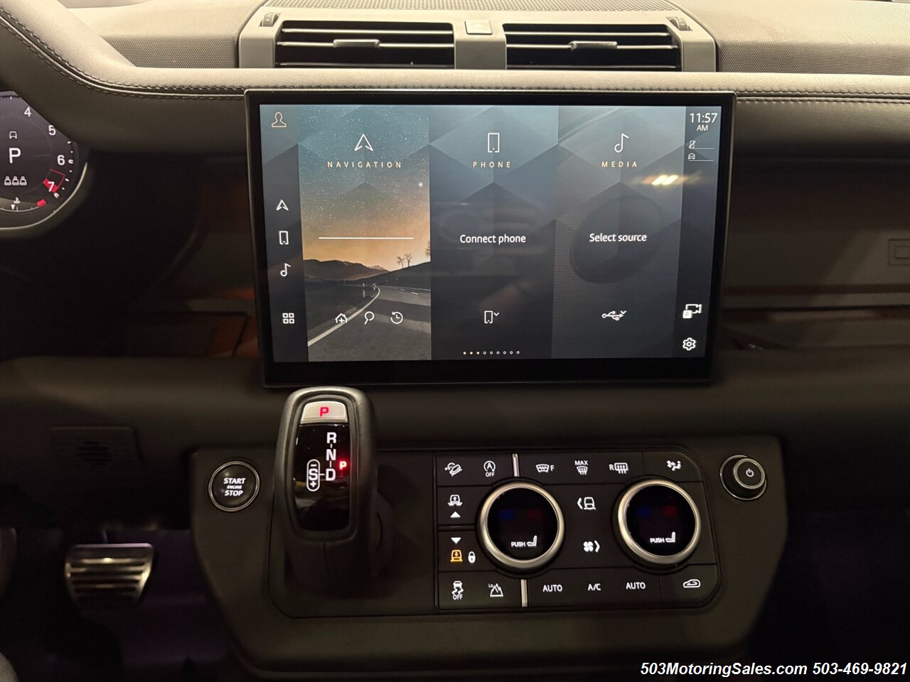 2023 Land Rover Defender 90 V8 URBAN - Photo 27 - Beaverton, OR 97005