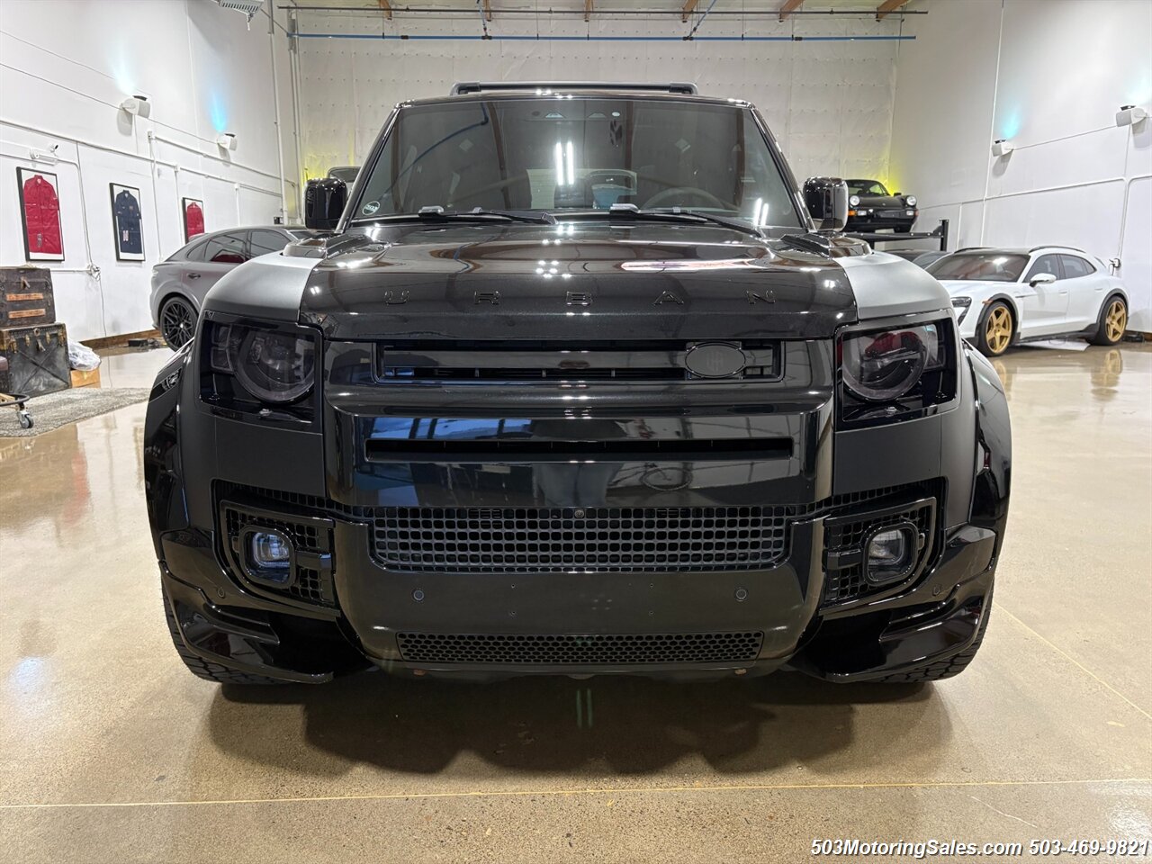2023 Land Rover Defender 90 V8 URBAN - Photo 11 - Beaverton, OR 97005