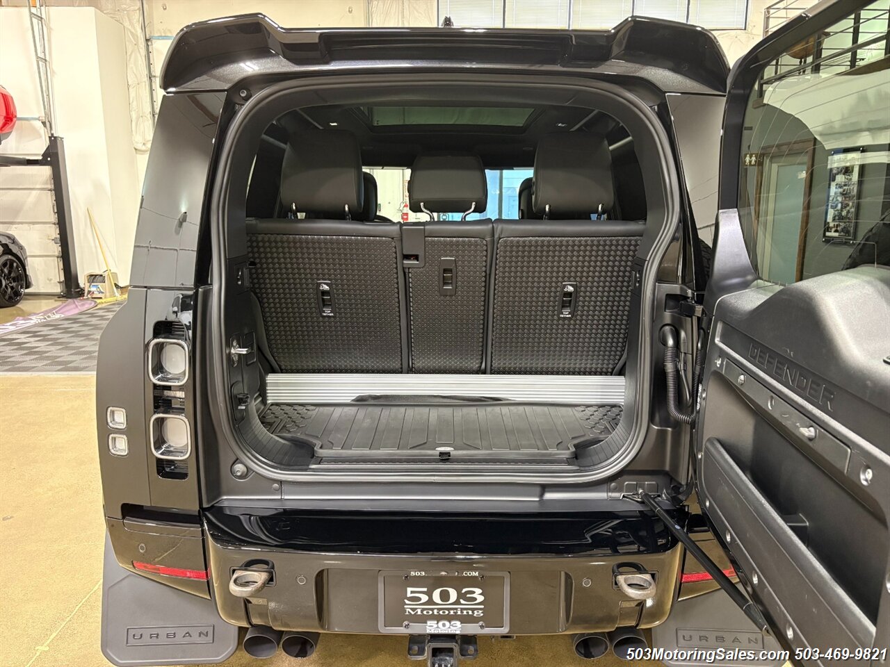 2023 Land Rover Defender 90 V8 URBAN - Photo 46 - Beaverton, OR 97005