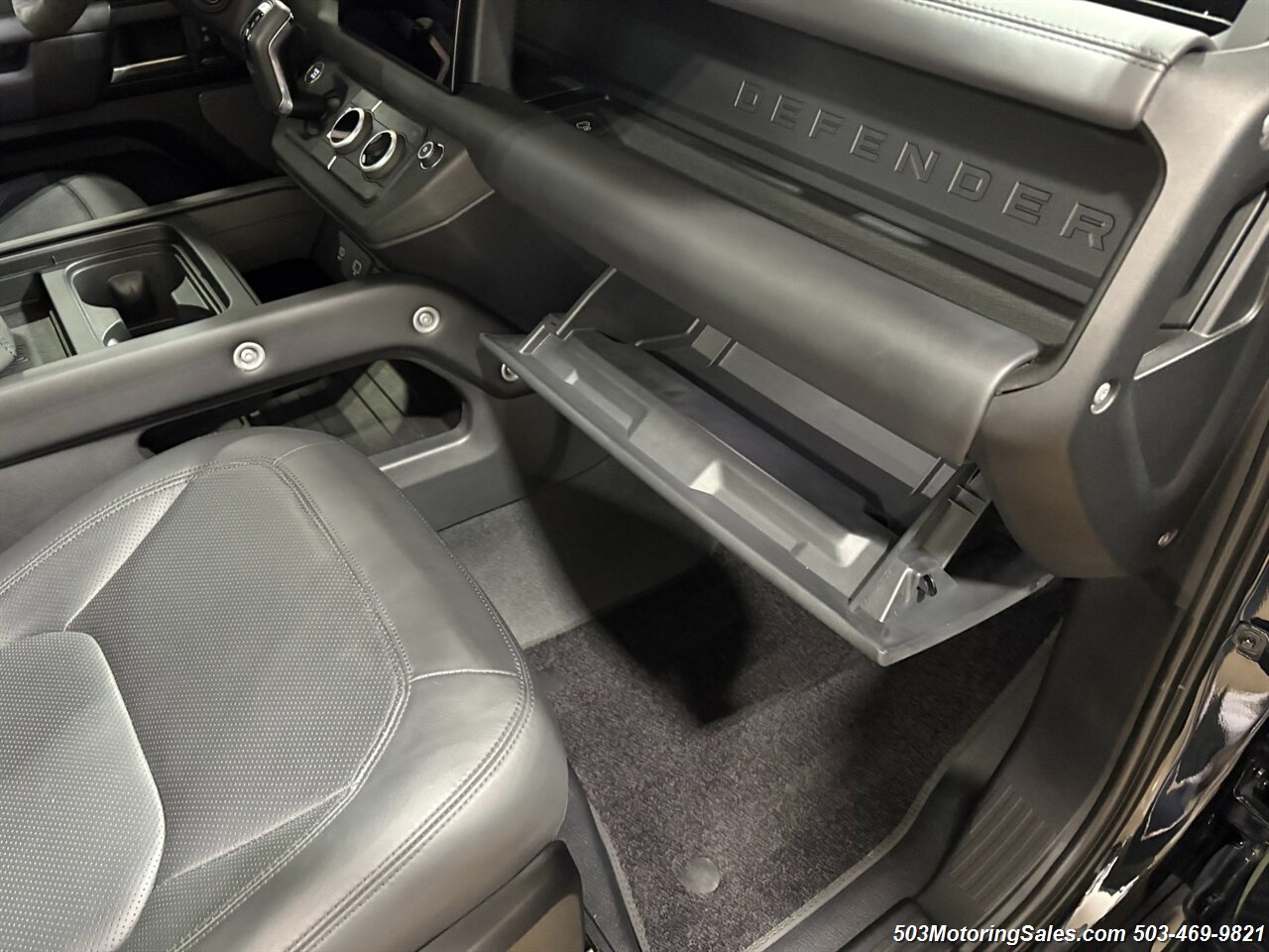 2023 Land Rover Defender 90 V8 URBAN - Photo 35 - Beaverton, OR 97005