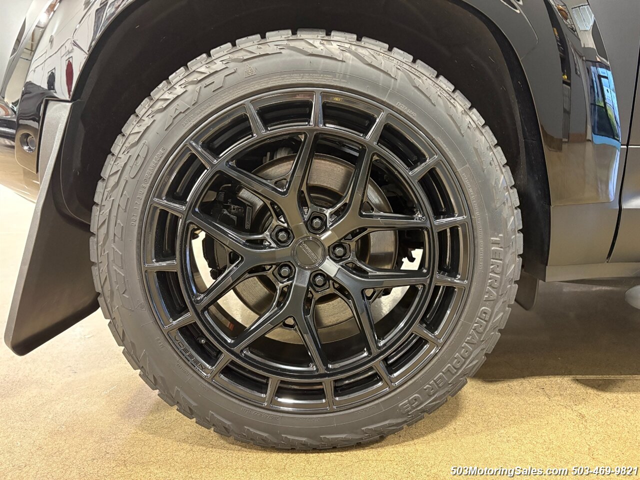 2023 Land Rover Defender 90 V8 URBAN - Photo 58 - Beaverton, OR 97005