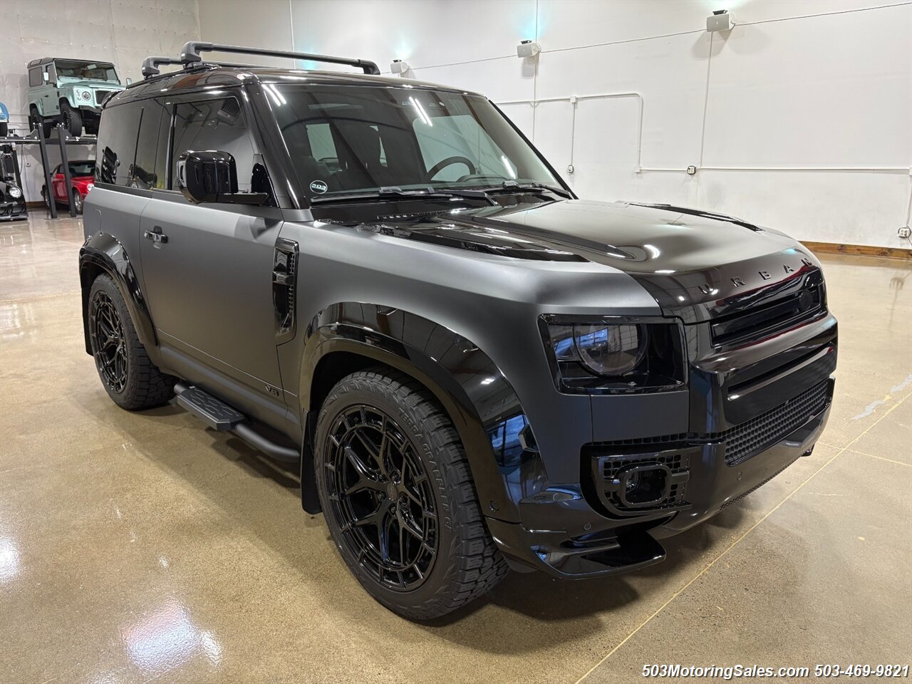 2023 Land Rover Defender 90 V8 URBAN - Photo 12 - Beaverton, OR 97005