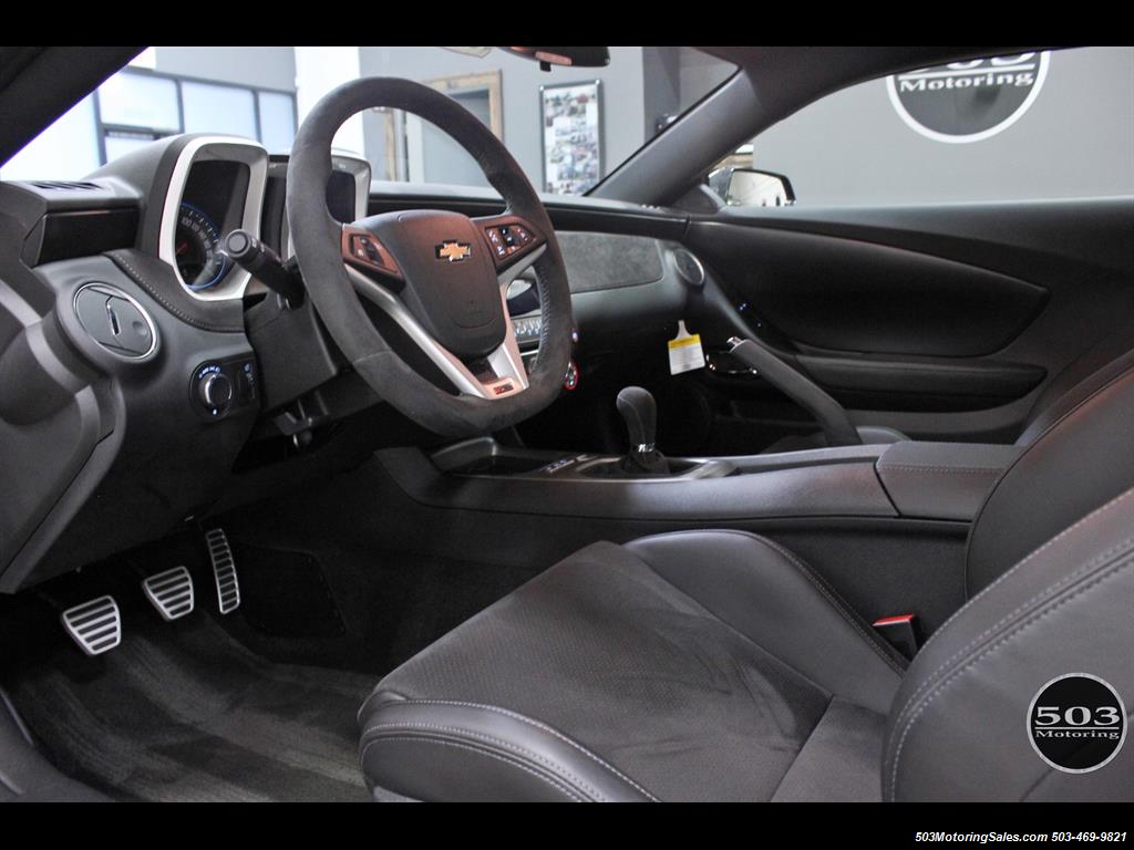 2015 Chevrolet Camaro Z28, Only 570 Miles!   - Photo 15 - Beaverton, OR 97005