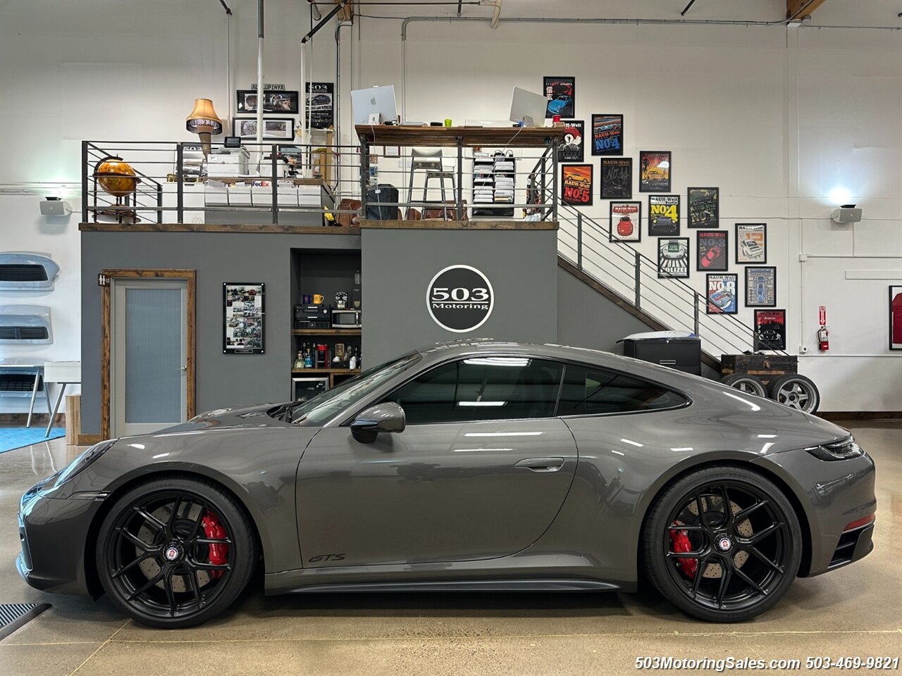 2022 Porsche 911 Carrera 4 GTS   - Photo 11 - Beaverton, OR 97005