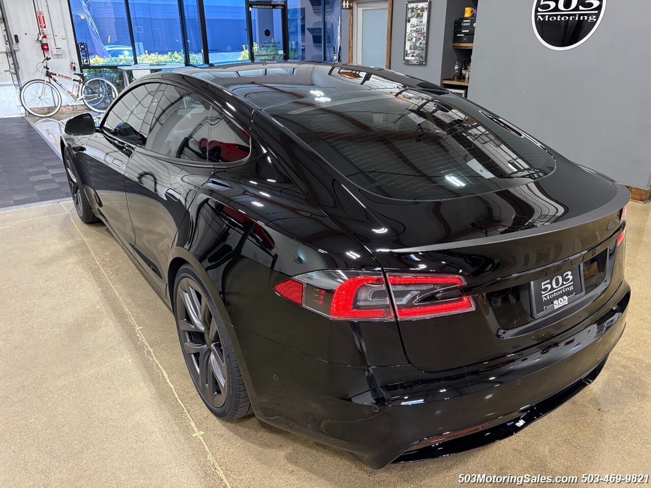 2021 Tesla Model S Plaid - Photo 11 - Beaverton, OR 97005