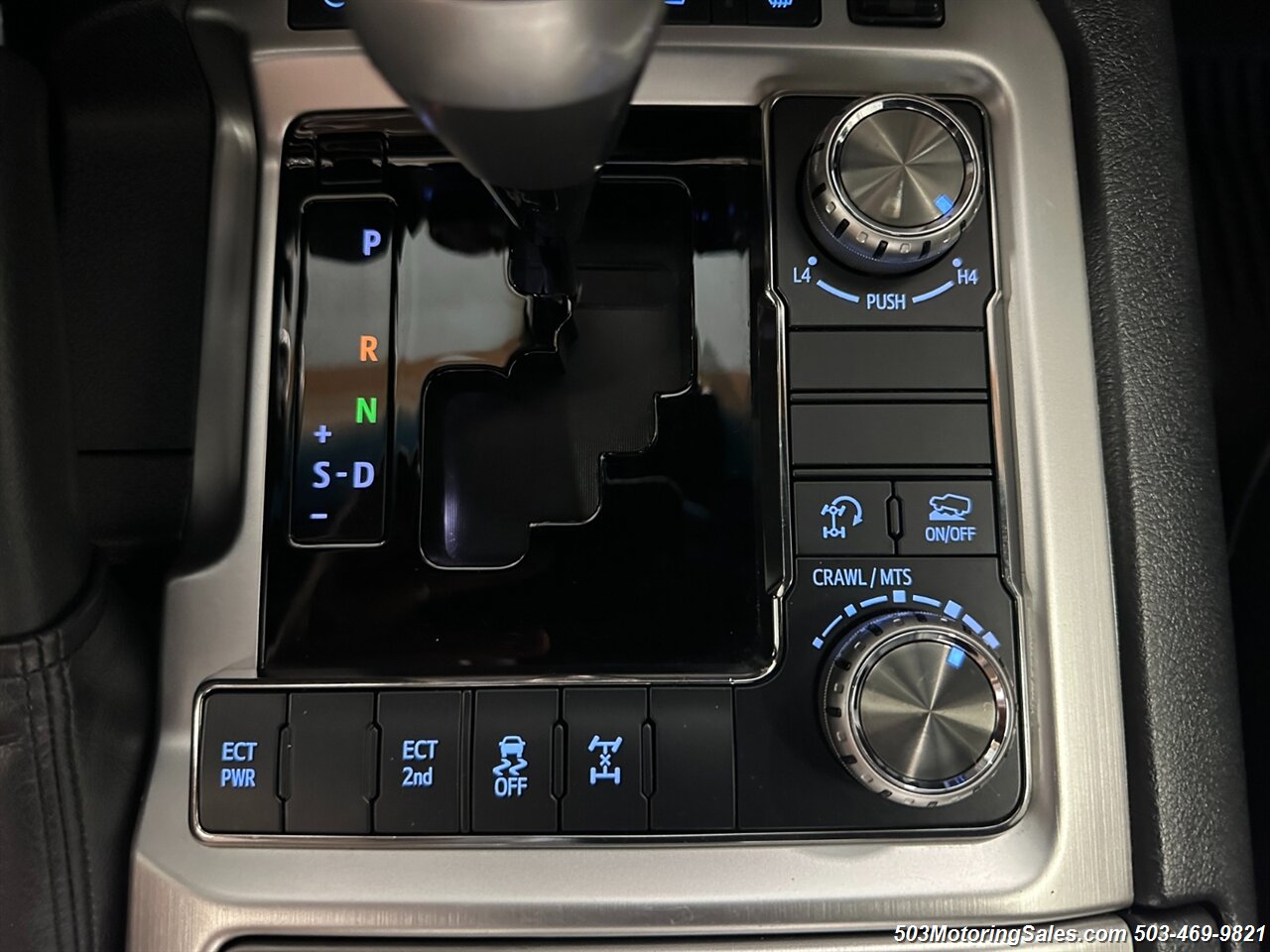 2020 Toyota Land Cruiser Heritage Edition   - Photo 94 - Beaverton, OR 97005