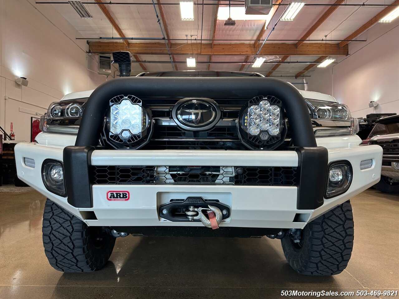 2020 Toyota Land Cruiser Heritage Edition   - Photo 17 - Beaverton, OR 97005