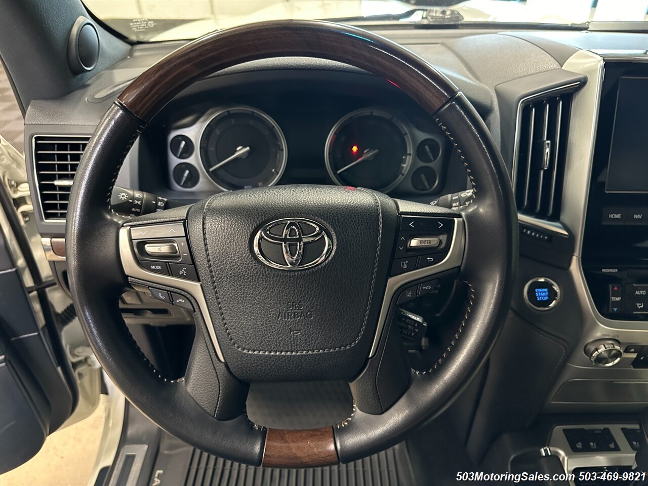 2020 Toyota Land Cruiser Heritage Edition   - Photo 71 - Beaverton, OR 97005