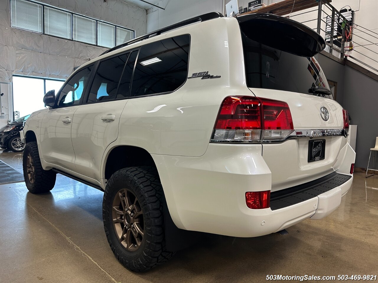 2020 Toyota Land Cruiser Heritage Edition   - Photo 53 - Beaverton, OR 97005