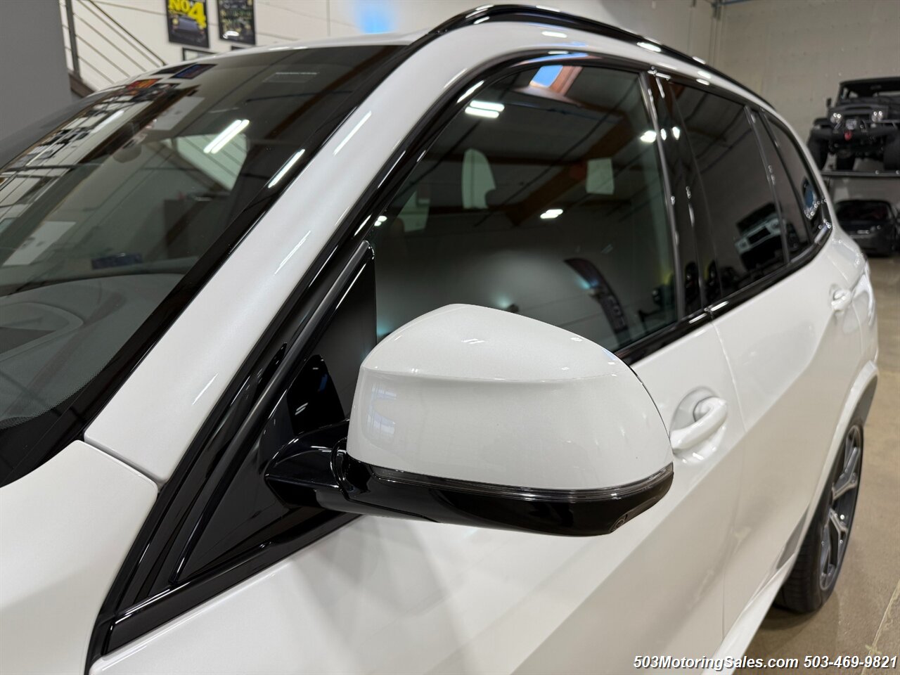 2023 BMW X5 xDrive45e   - Photo 23 - Beaverton, OR 97005