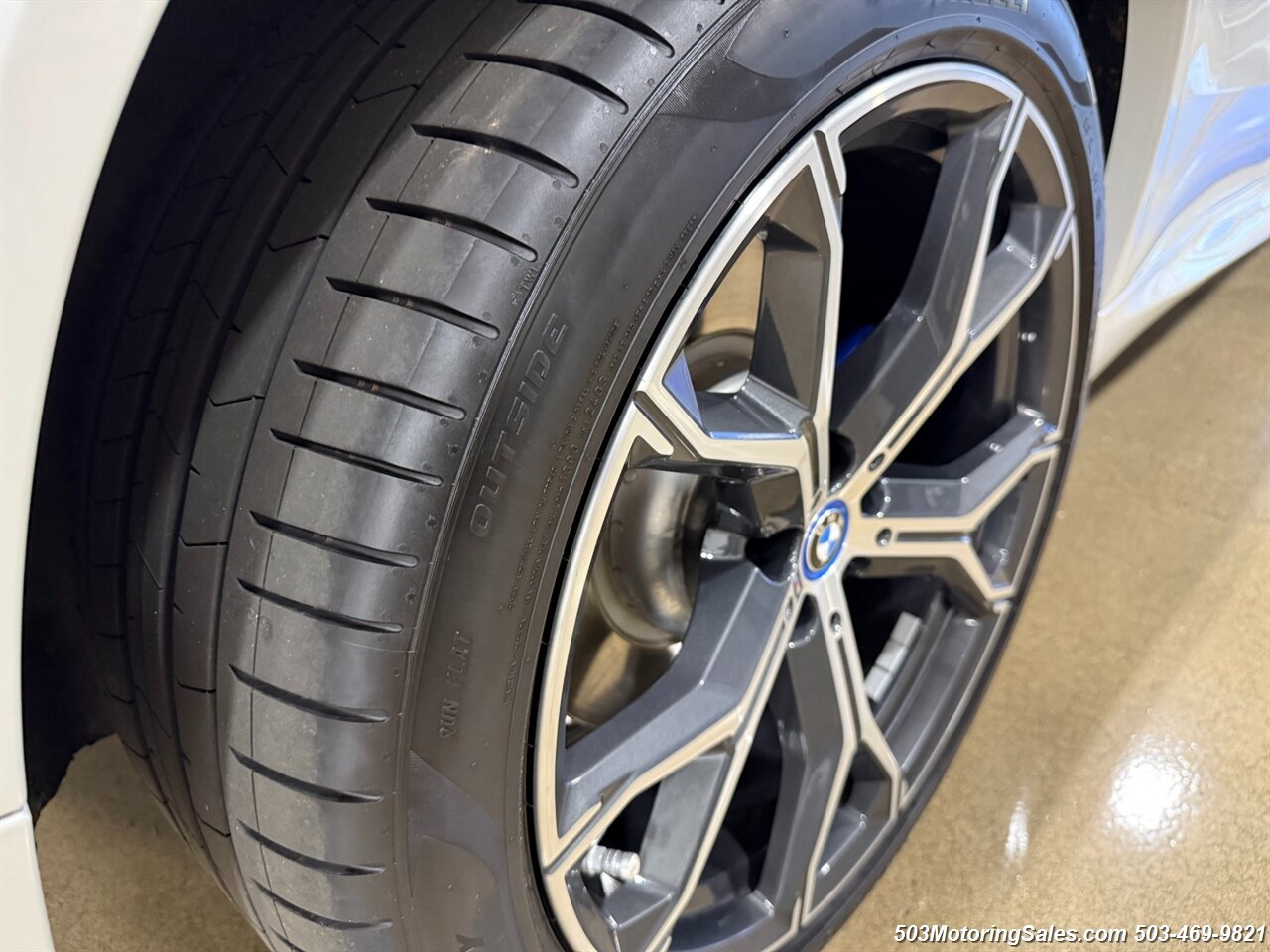 2023 BMW X5 xDrive45e   - Photo 40 - Beaverton, OR 97005