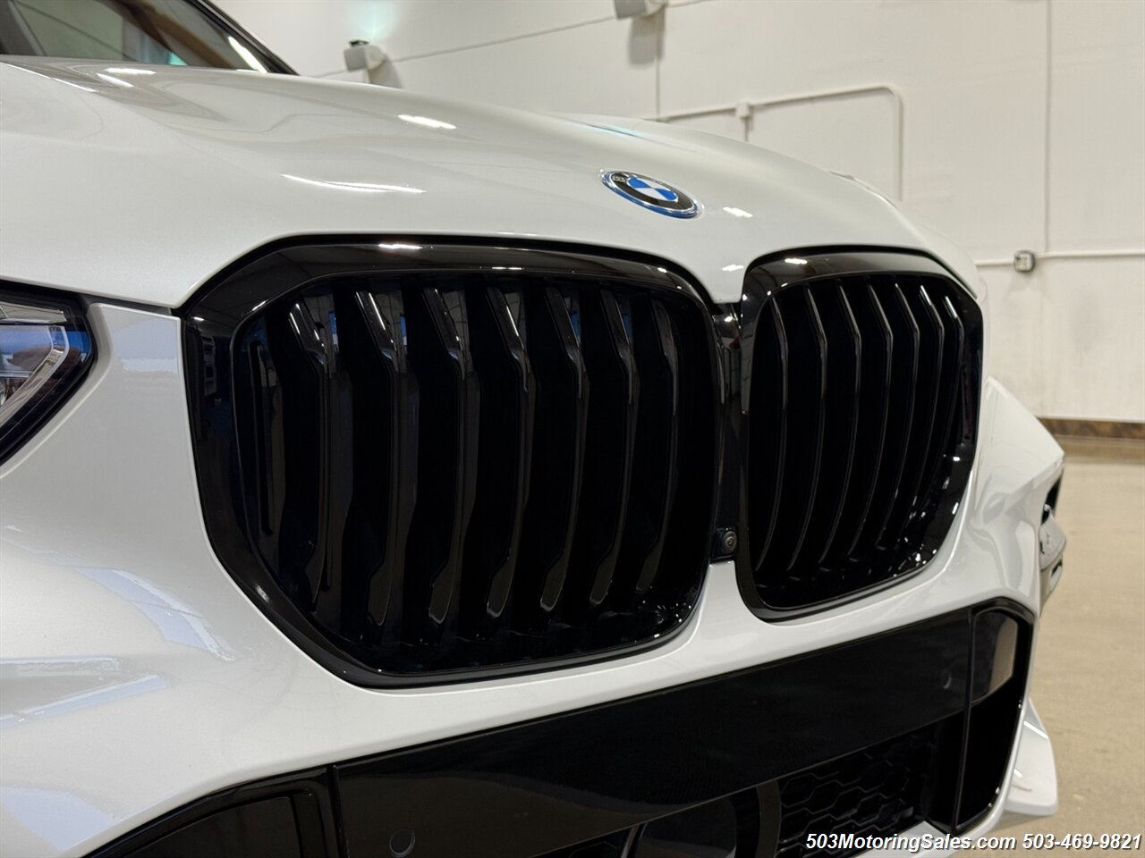 2023 BMW X5 xDrive45e   - Photo 28 - Beaverton, OR 97005