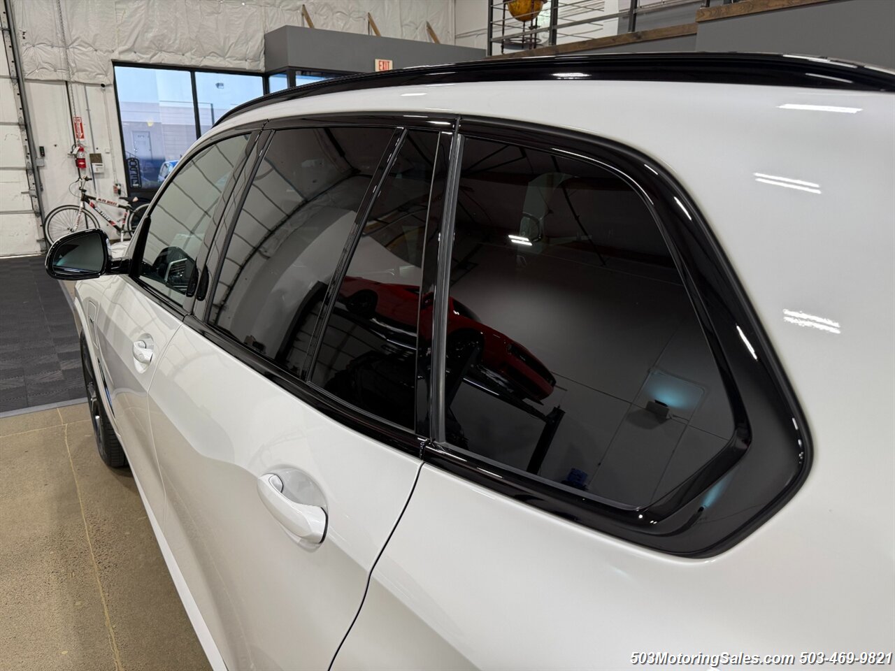 2023 BMW X5 xDrive45e   - Photo 55 - Beaverton, OR 97005